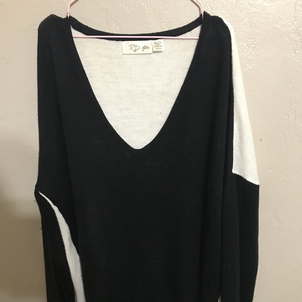 Long sleeve sweater